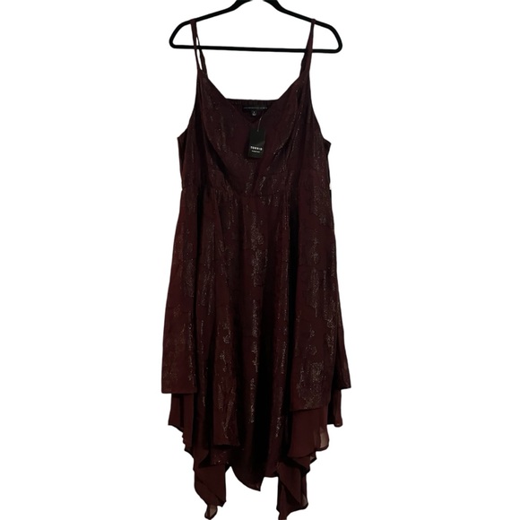 Torrid size 1 (XL) Insider Collection Burgundy Chiffon Handkerchief Hem Dress - Picture 2 of 12
